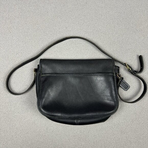 Vtg Coach City Purse Black Glove Leather Crossbody Turnlock  Vtg Coach City Purse Black Glove Leather Crossbody Turnlock 0765 137 Classic